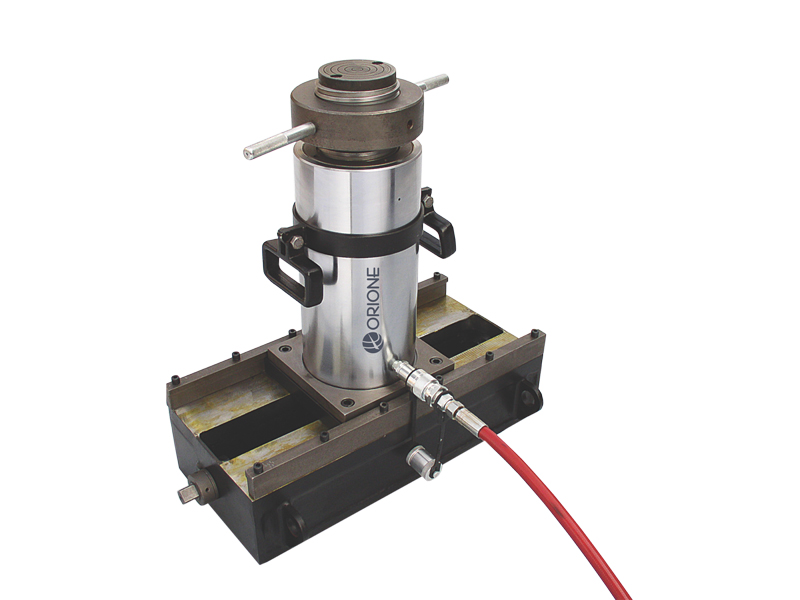Hydraulic Traversing System
