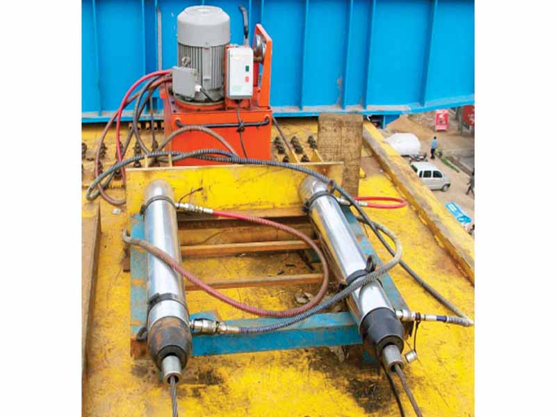 Mono Strand Jacks